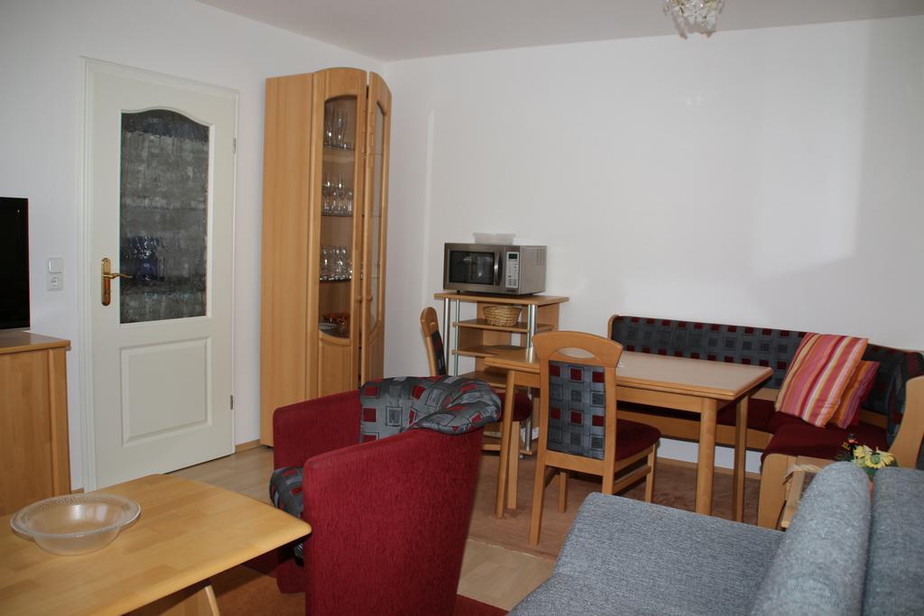 2 Zimmer Kursuite Bad Fuessing Exterior foto